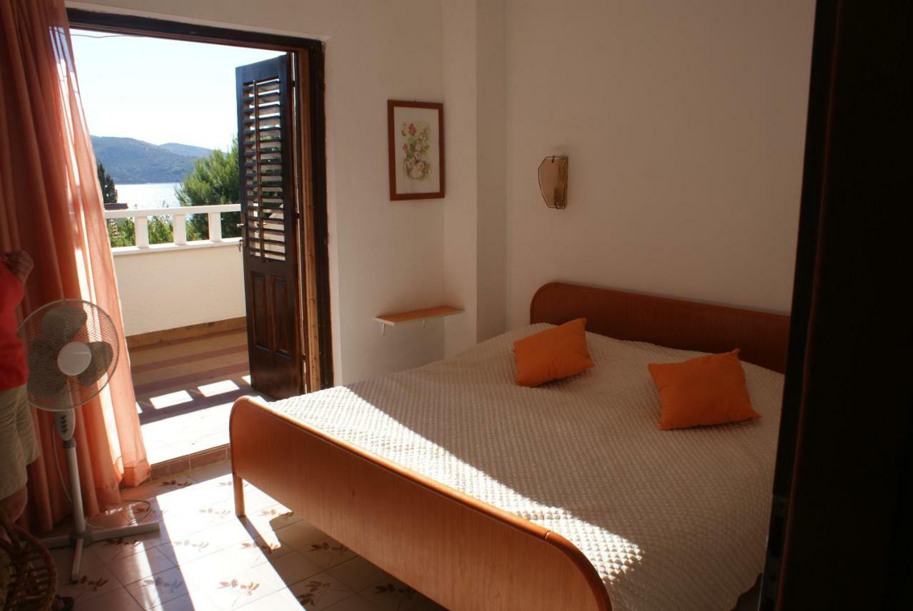 Villa Punta Donji Okrug  Extérieur photo