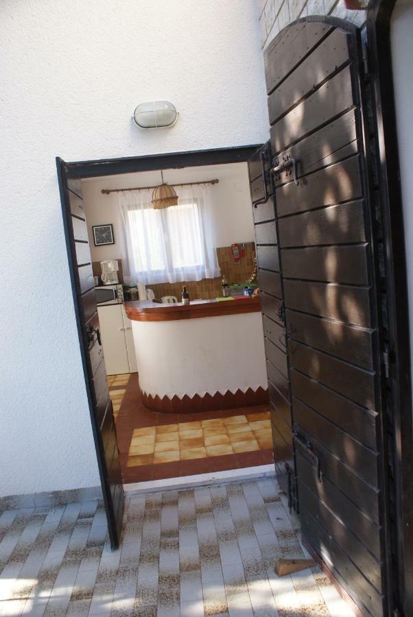 Villa Punta Donji Okrug  Extérieur photo