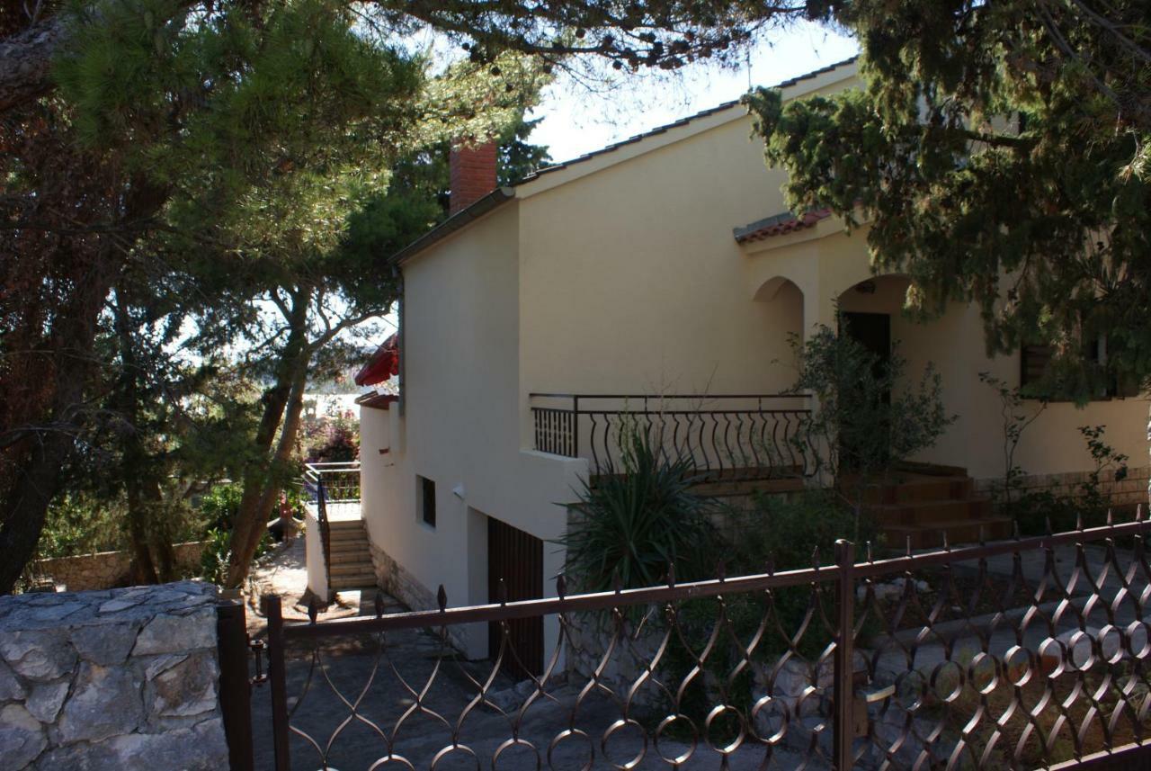 Villa Punta Donji Okrug  Extérieur photo